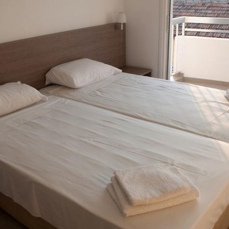 St. George Rent Rooms Larnaca Buitenkant foto