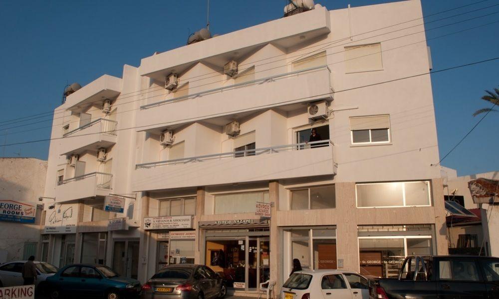 St. George Rent Rooms Larnaca Buitenkant foto