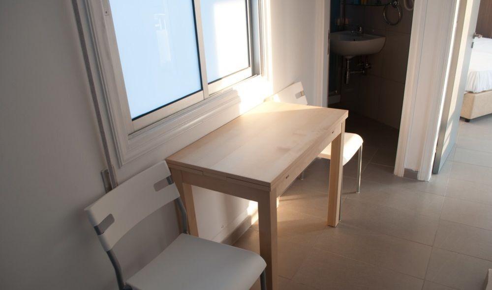 St. George Rent Rooms Larnaca Buitenkant foto