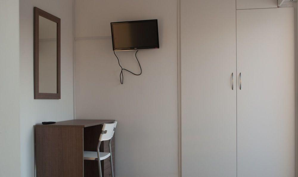 St. George Rent Rooms Larnaca Buitenkant foto