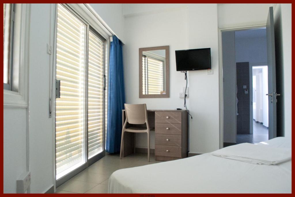 St. George Rent Rooms Larnaca Buitenkant foto